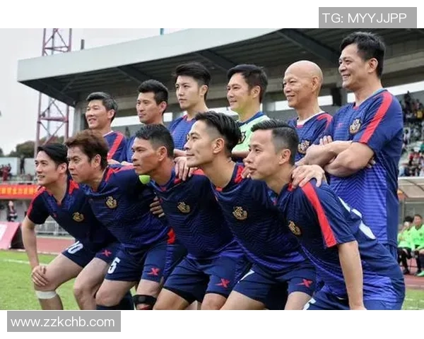 苏姓足球明星的辉煌历程与成就解析